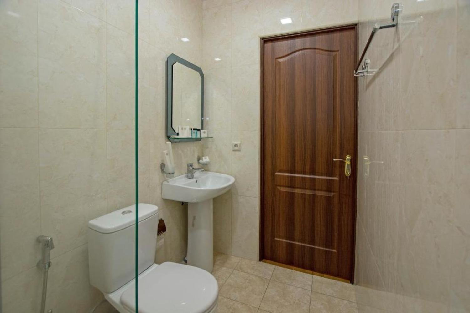 Hotel Season Yerevan Exterior photo